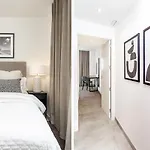 Inf2.7e- By Roomservices *