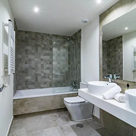 Inf27e- By Roomservices *