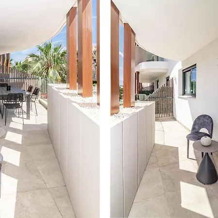 Inf27e- By Roomservices * Estepona