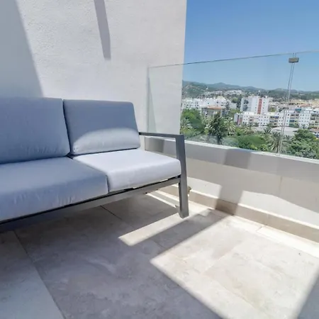 Inf27e- By Roomservices شقة إِستيبونا