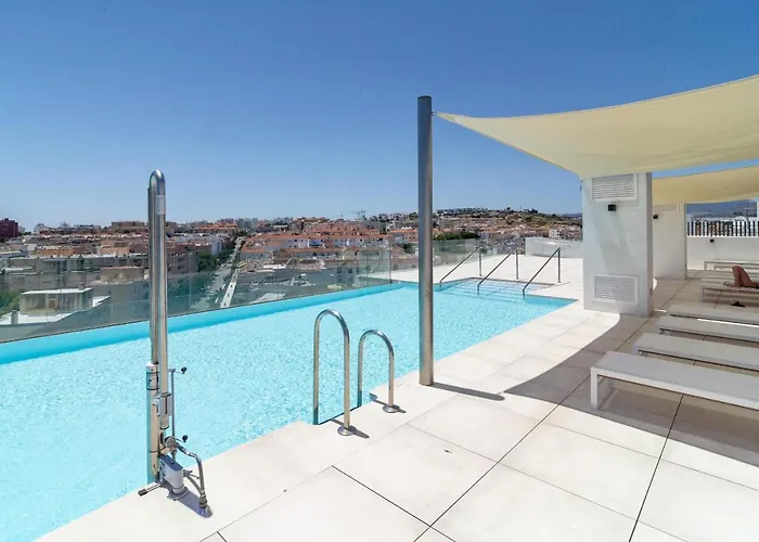 Inf2.7e- By Roomservices *