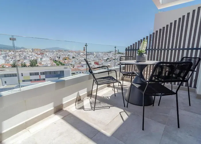 Inf2.7e- By Roomservices * Estepona